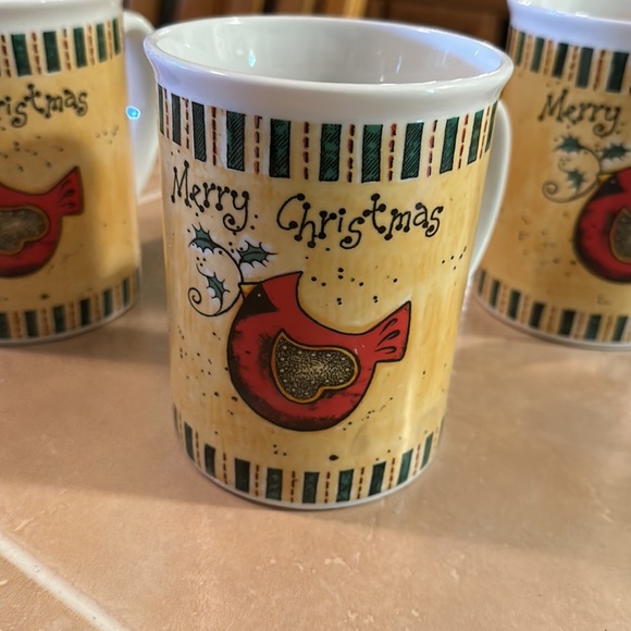 3 Christmas Mugs - Picture 7 of 9